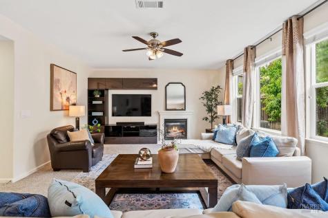 1934 Verbena Drive Santa Rosa CA 95404