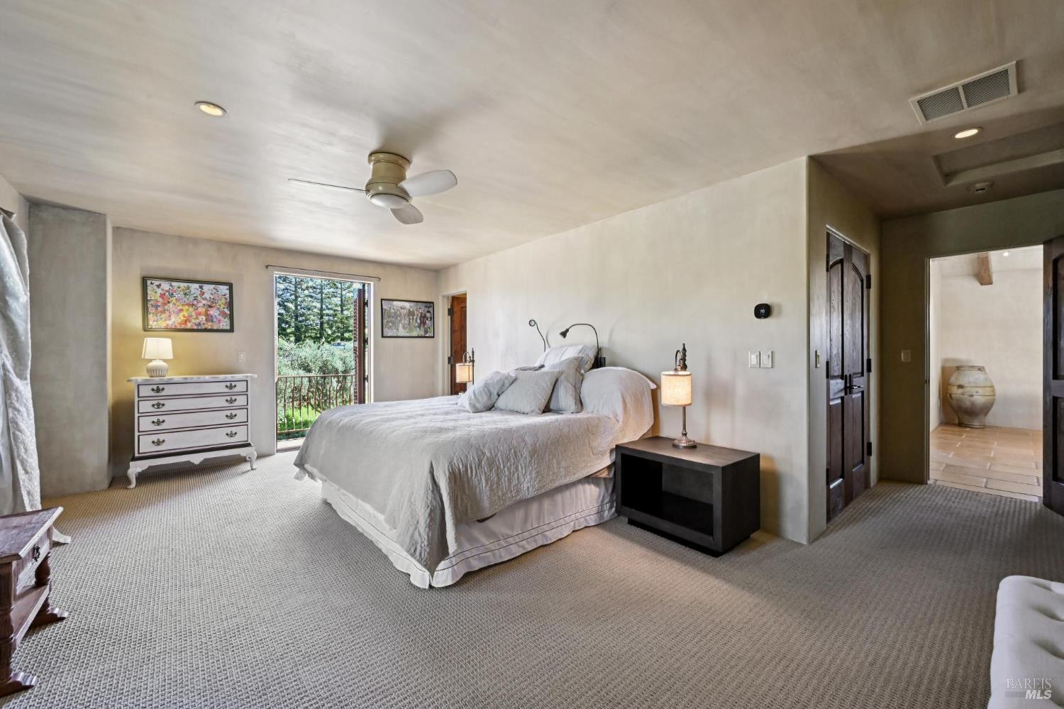 1096 Hardman Avenue Napa CA 94558