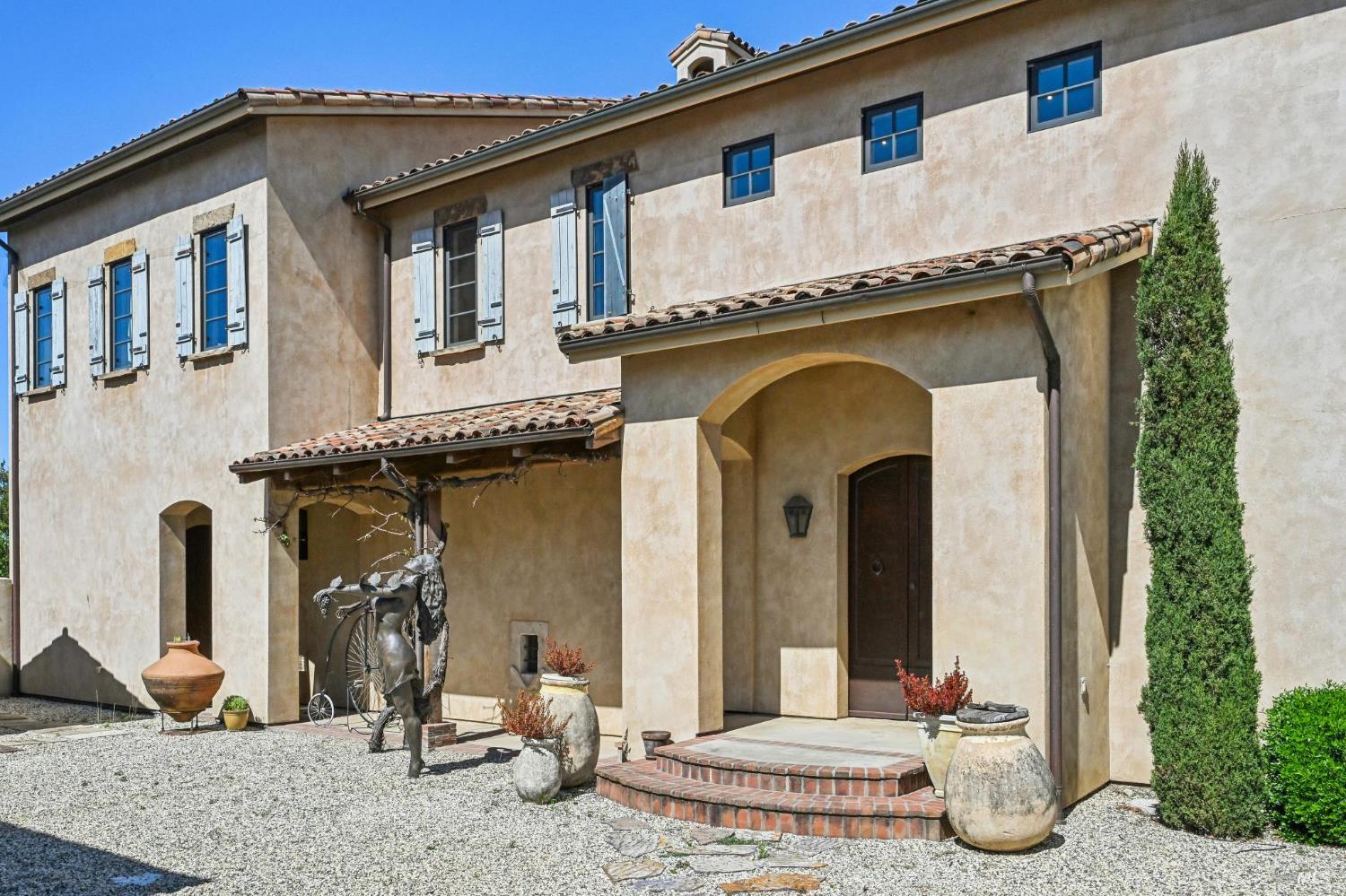 1096 Hardman Avenue Napa CA 94558