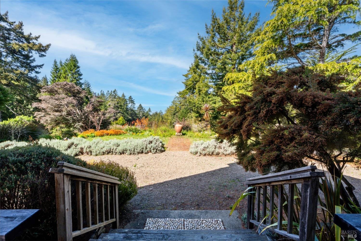 40811 Eureka Hill Road Point Arena CA 95468