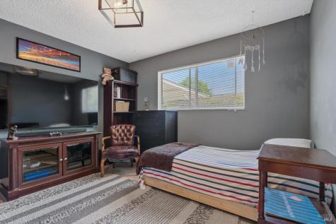 7234 Burton Avenue Rohnert Park CA 94928