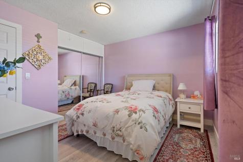 7234 Burton Avenue Rohnert Park CA 94928