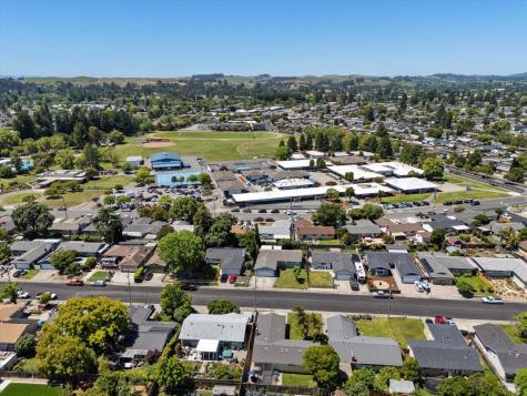 7234 Burton Avenue Rohnert Park CA 94928