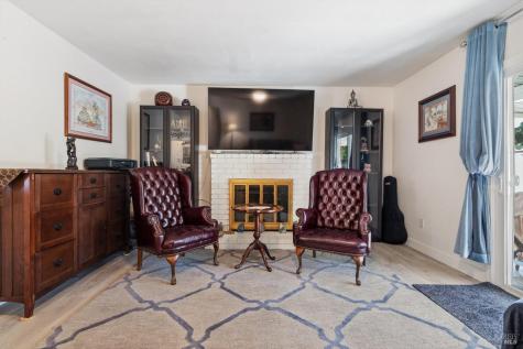 7234 Burton Avenue Rohnert Park CA 94928