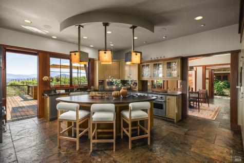 437 W Dry Creek Road Healdsburg CA 95448