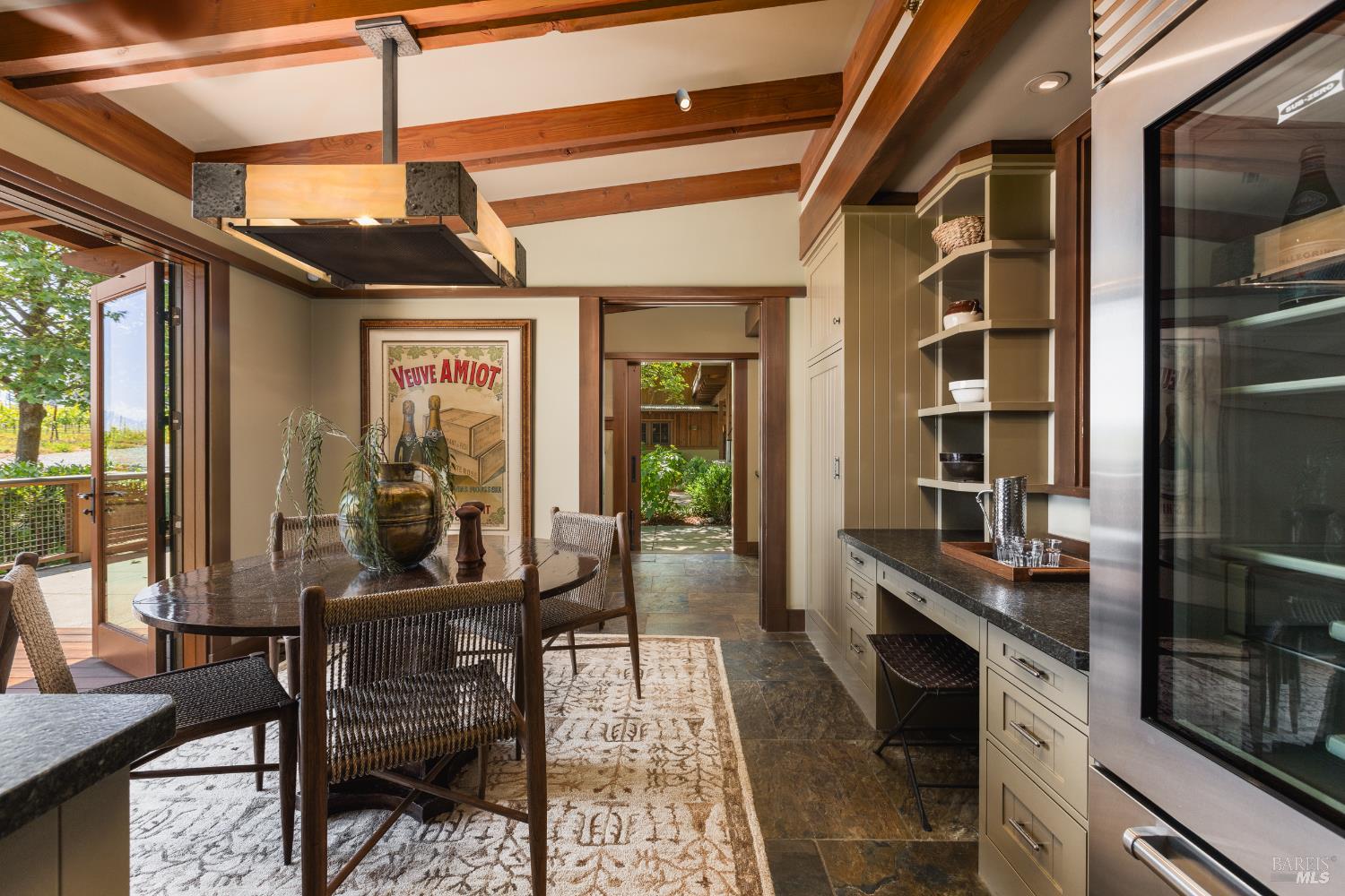437 W Dry Creek Road Healdsburg CA 95448