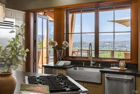 437 W Dry Creek Road Healdsburg CA 95448