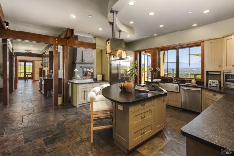 437 W Dry Creek Road Healdsburg CA 95448