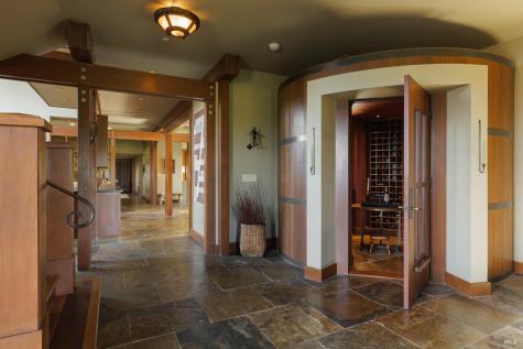 437 W Dry Creek Road Healdsburg CA 95448