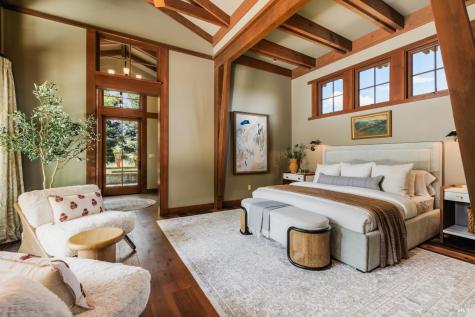 437 W Dry Creek Road Healdsburg CA 95448