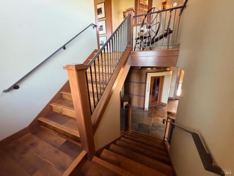 437 W Dry Creek Road Healdsburg CA 95448