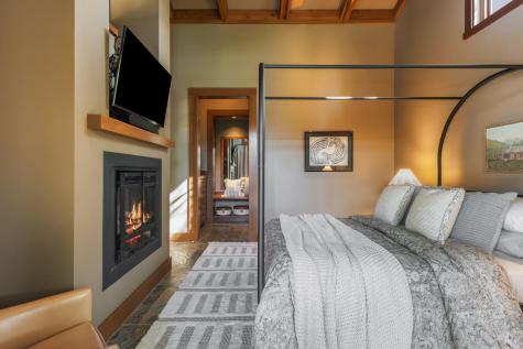 437 W Dry Creek Road Healdsburg CA 95448