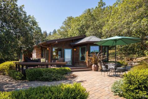 437 W Dry Creek Road Healdsburg CA 95448