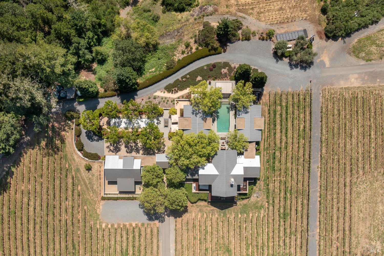 437 W Dry Creek Road Healdsburg CA 95448