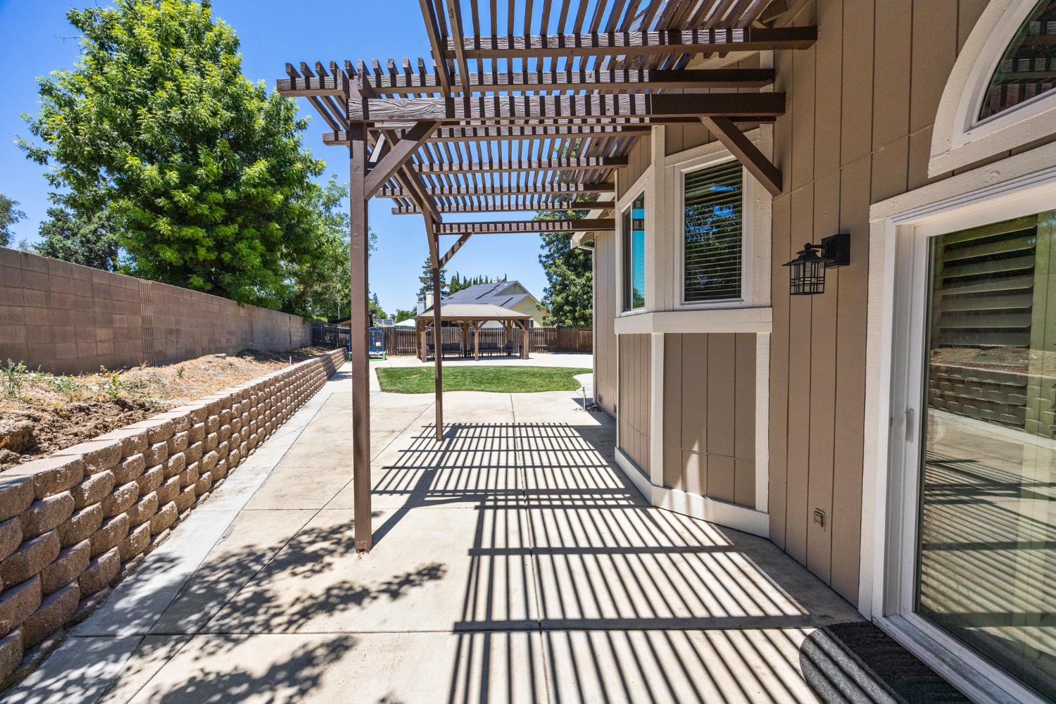 6 King Place Woodland CA 95695