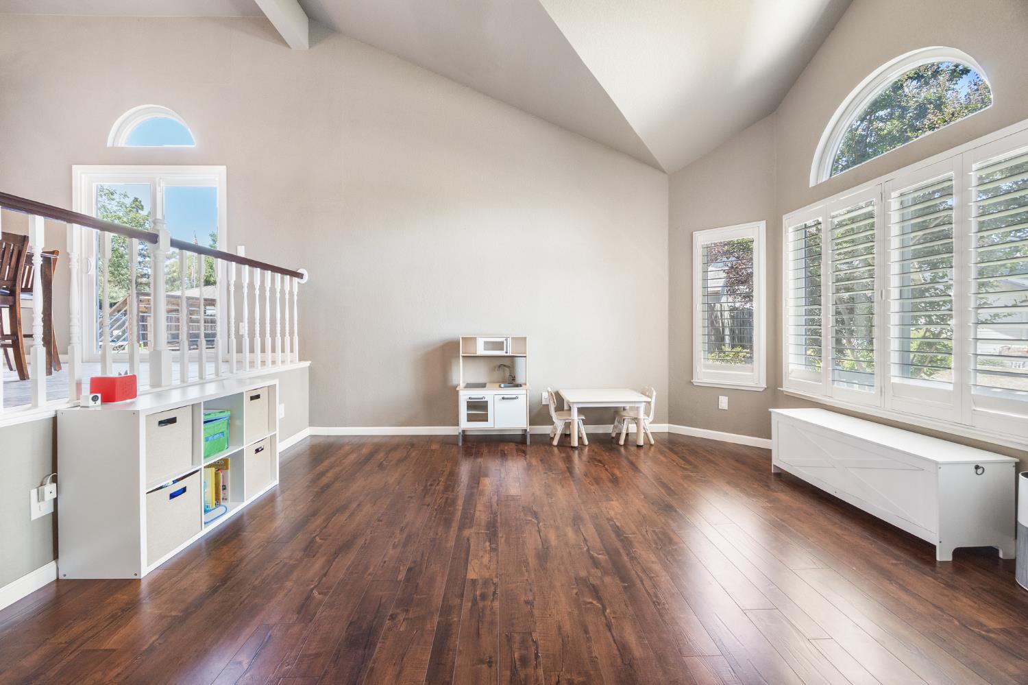 6 King Place Woodland CA 95695
