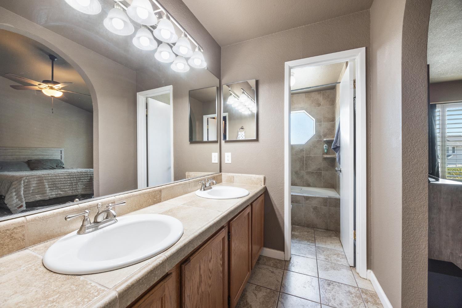 6 King Place Woodland CA 95695