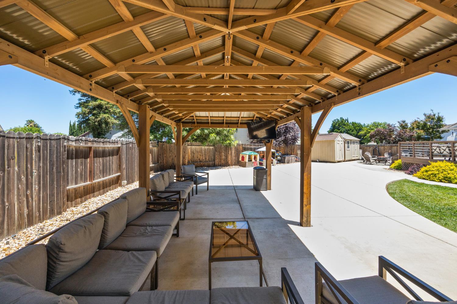 6 King Place Woodland CA 95695