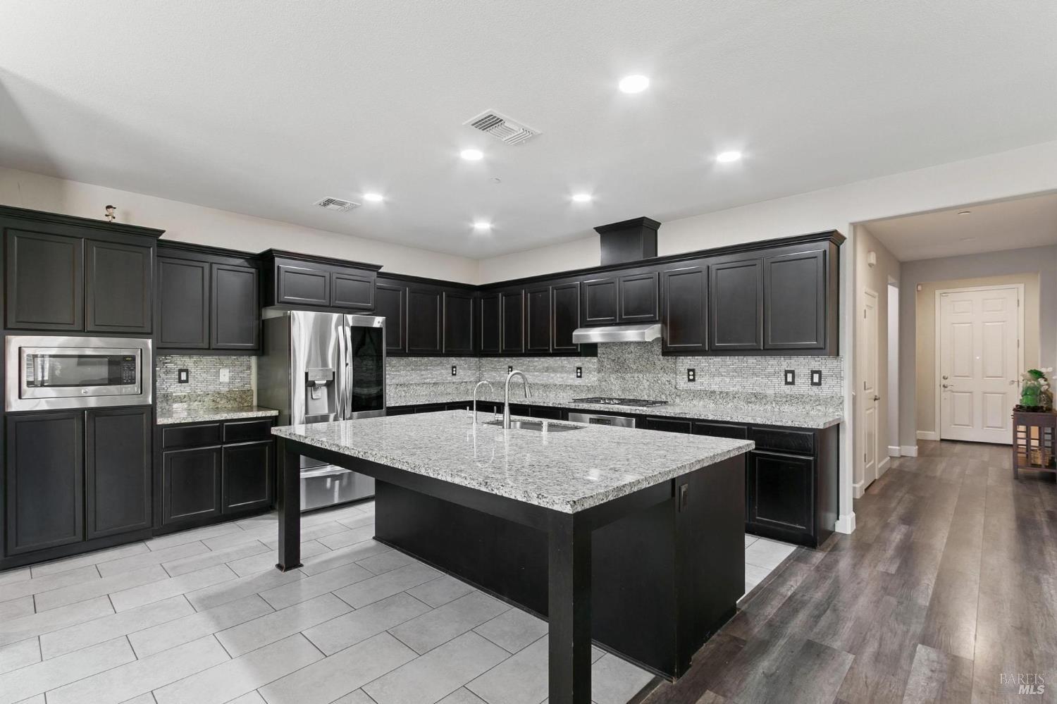 7012 Cardinal Court Vacaville CA 95687