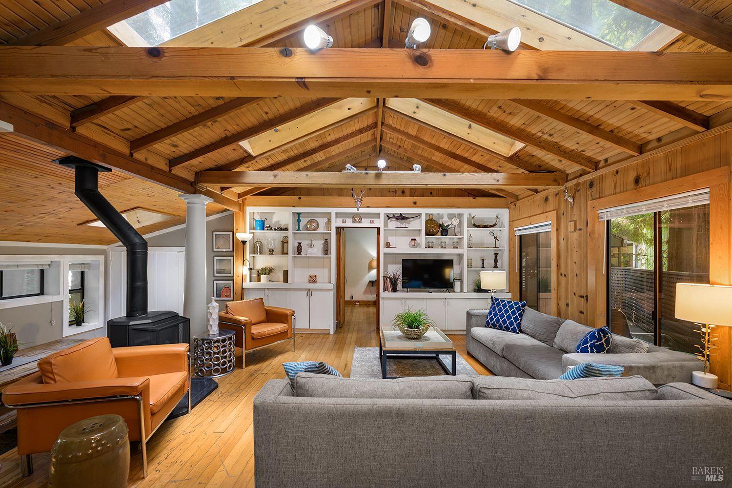 17350 Riverside Drive Guerneville CA 95446