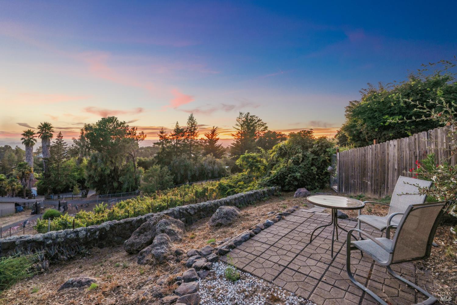 4322 Oakridge Lane Penngrove CA 94951