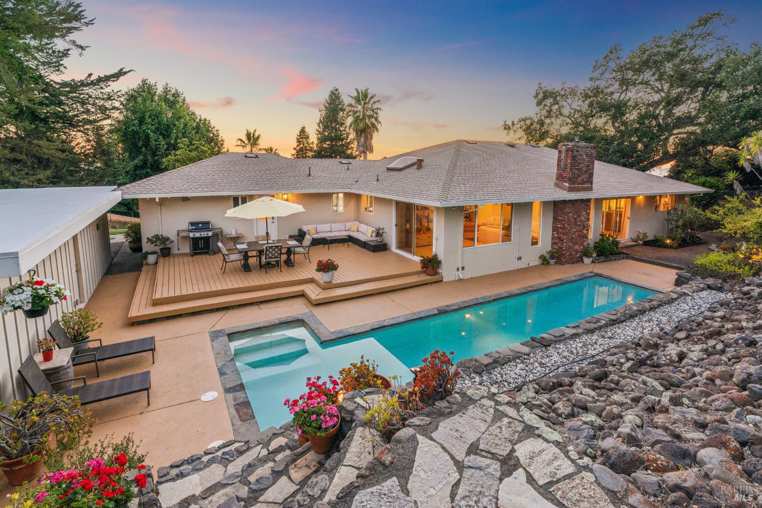 4322 Oakridge Lane Penngrove CA 94951