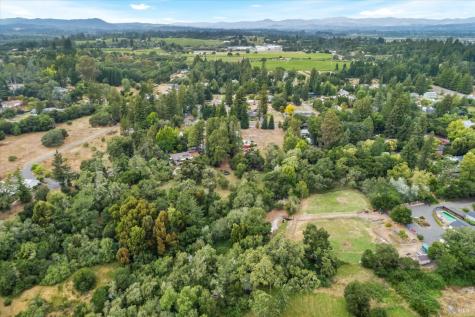 8157 Mill Station Road Sebastopol CA 95472