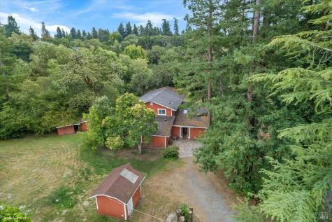 8157 Mill Station Road Sebastopol CA 95472