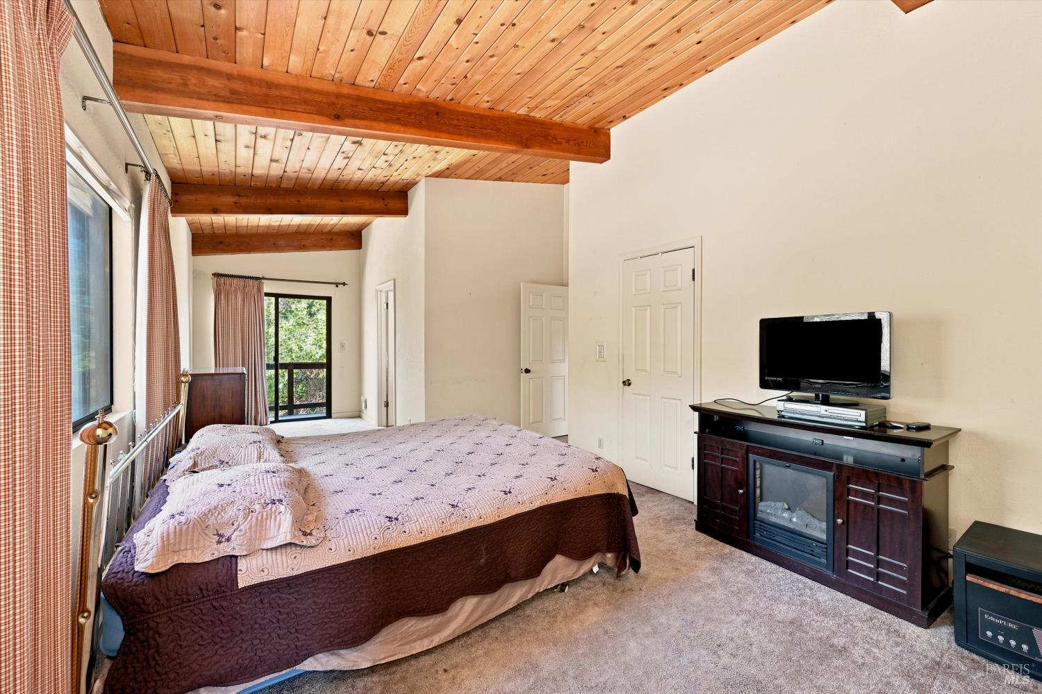 13420 Point Lakeview Road Lower Lake CA 95457