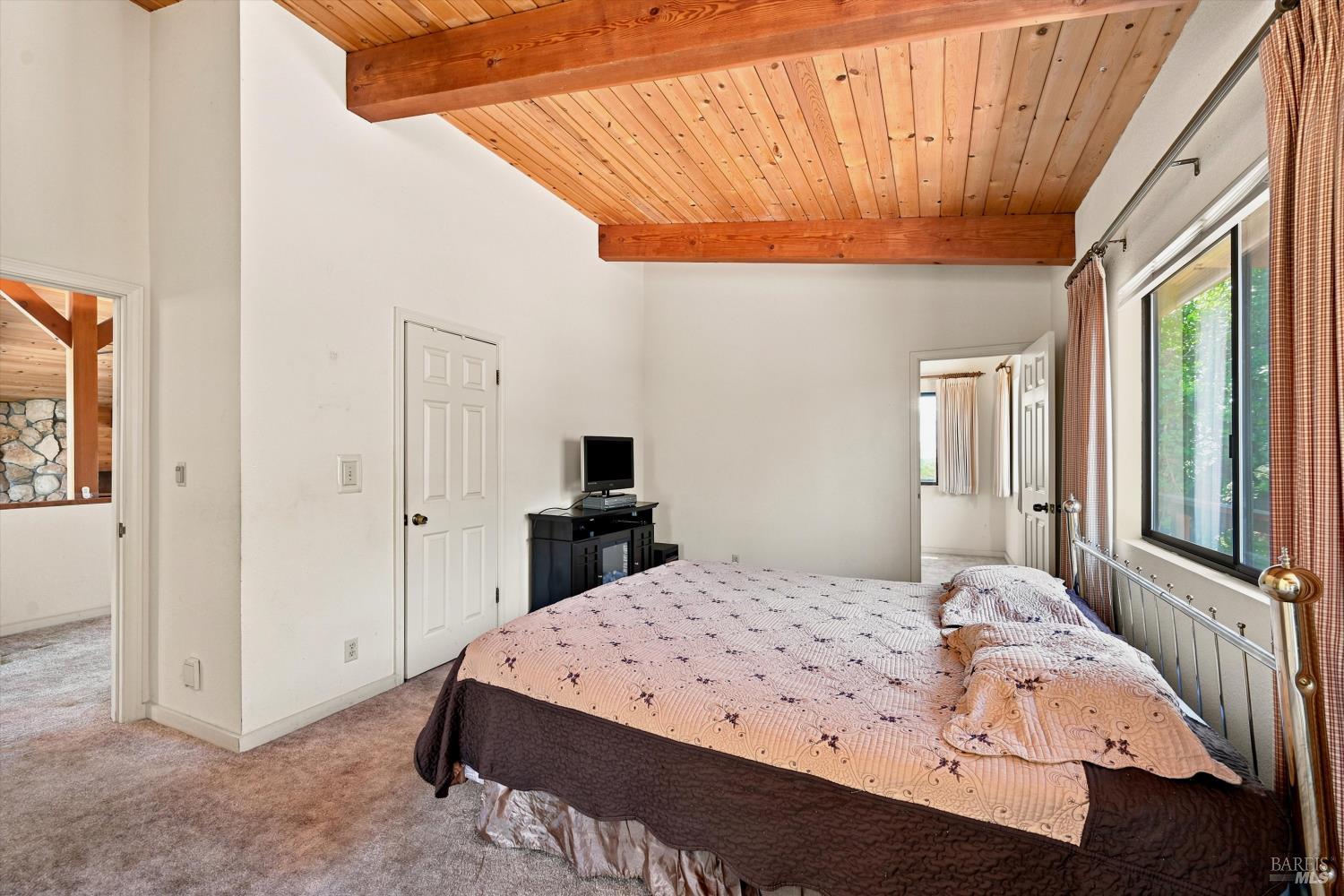 13420 Point Lakeview Road Lower Lake CA 95457
