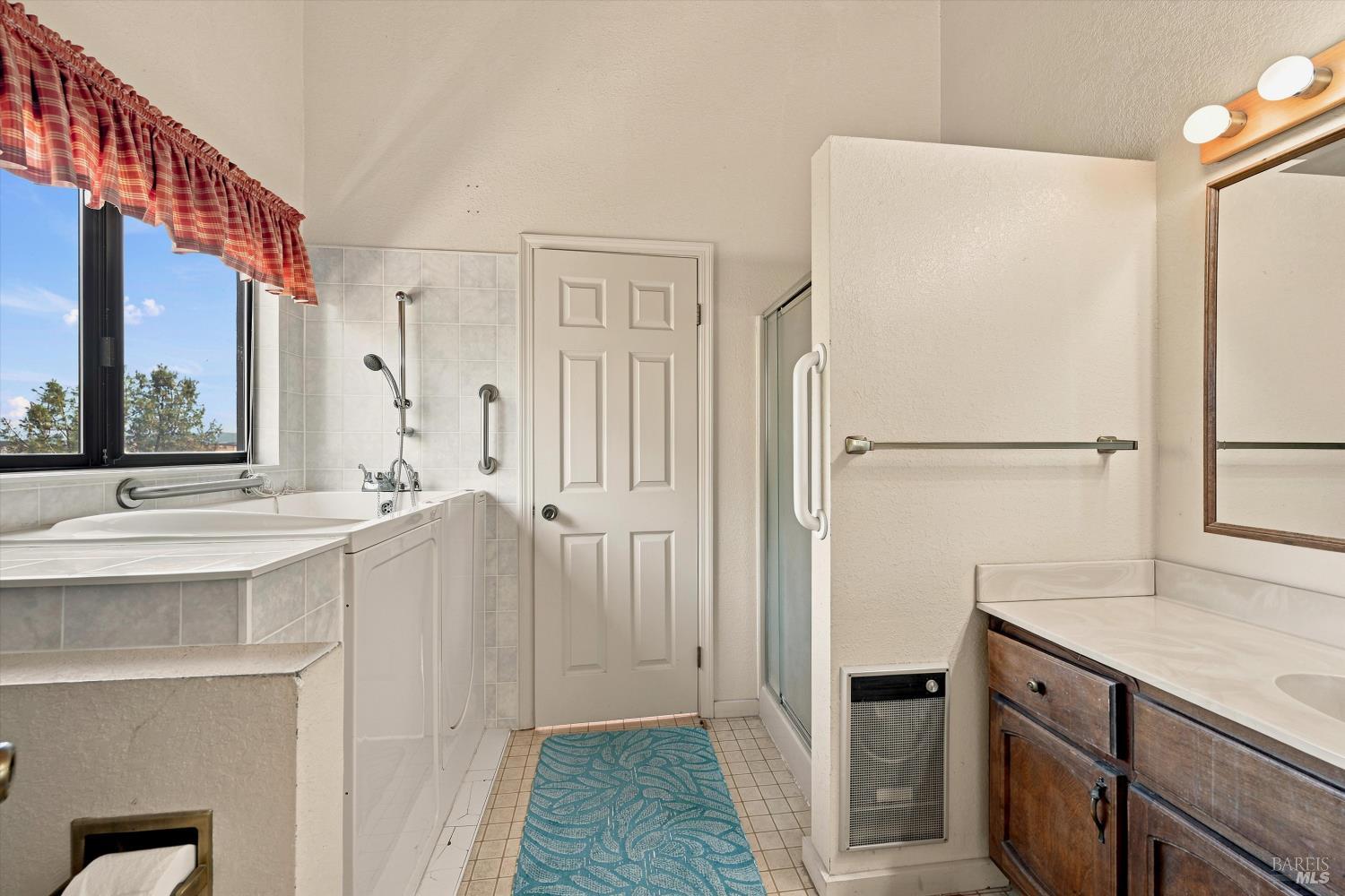 13420 Point Lakeview Road Lower Lake CA 95457