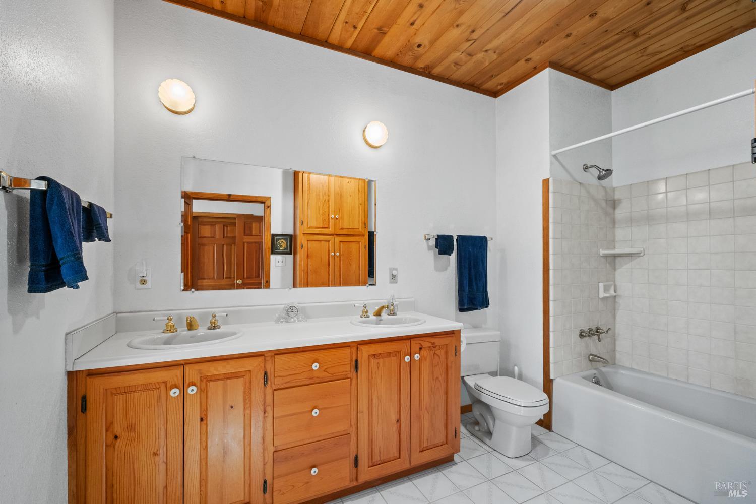 46131 Sunset Drive Gualala CA 95445