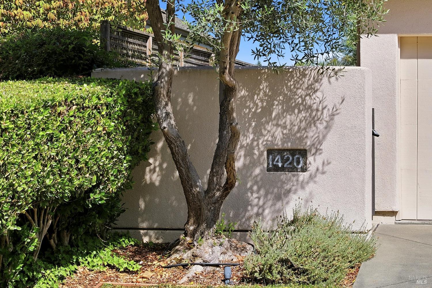 1420 Rosewood Lane Napa CA 94558