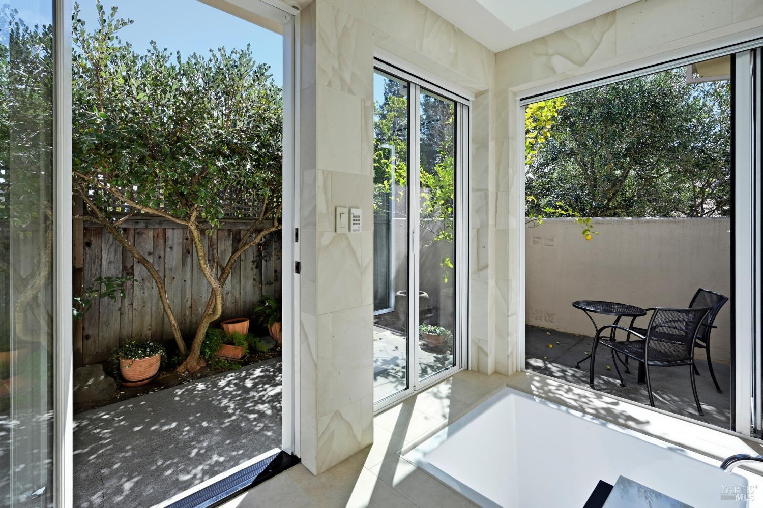 1420 Rosewood Lane Napa CA 94558