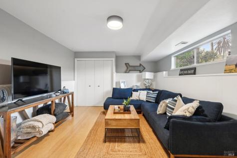 341 Fairway Drive Novato CA 94949