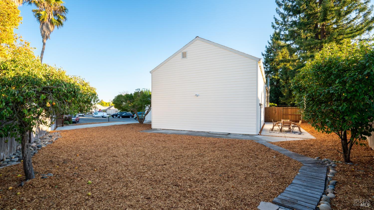 121 Verde Court Petaluma CA 94954
