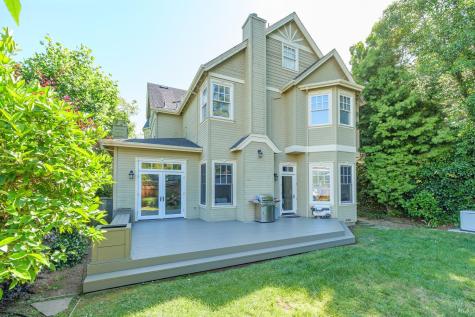 8 Center Street San Rafael CA 94901