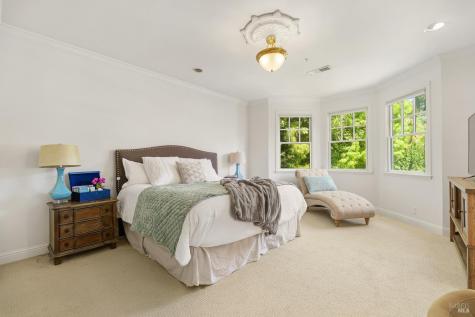8 Center Street San Rafael CA 94901