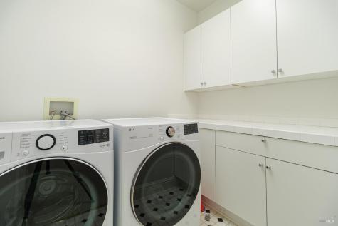 8 Center Street San Rafael CA 94901