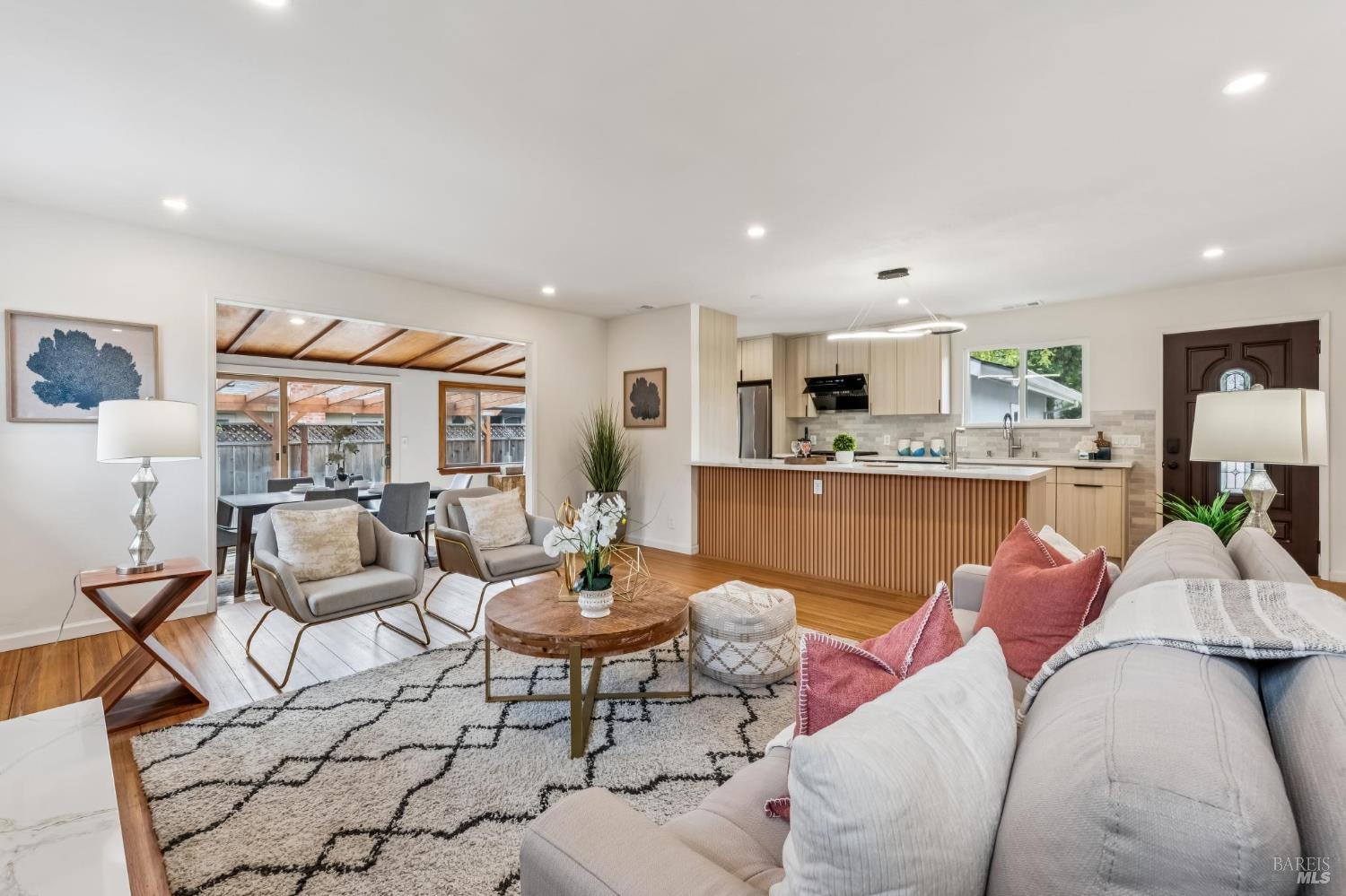 534 Rowland Boulevard Novato CA 94947