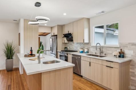 534 Rowland Boulevard Novato CA 94947