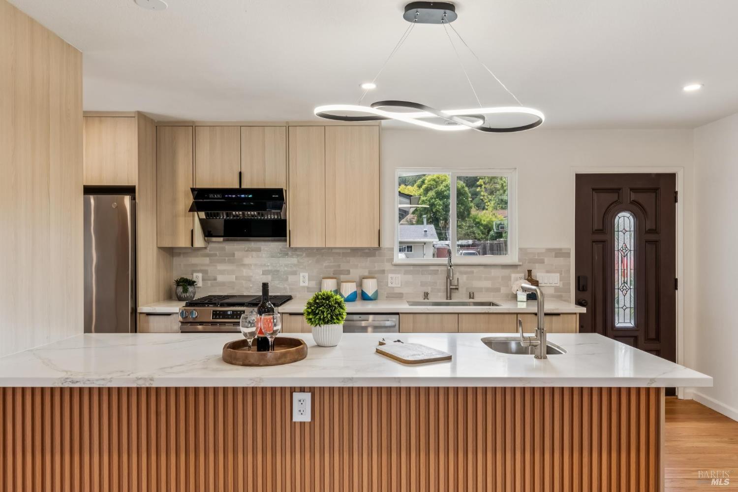 534 Rowland Boulevard Novato CA 94947