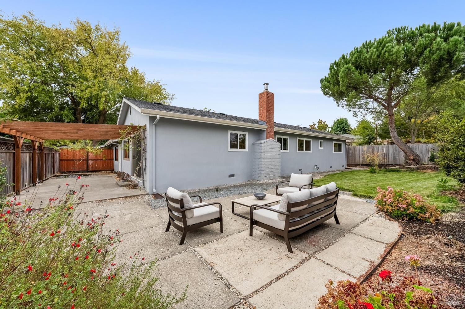534 Rowland Boulevard Novato CA 94947