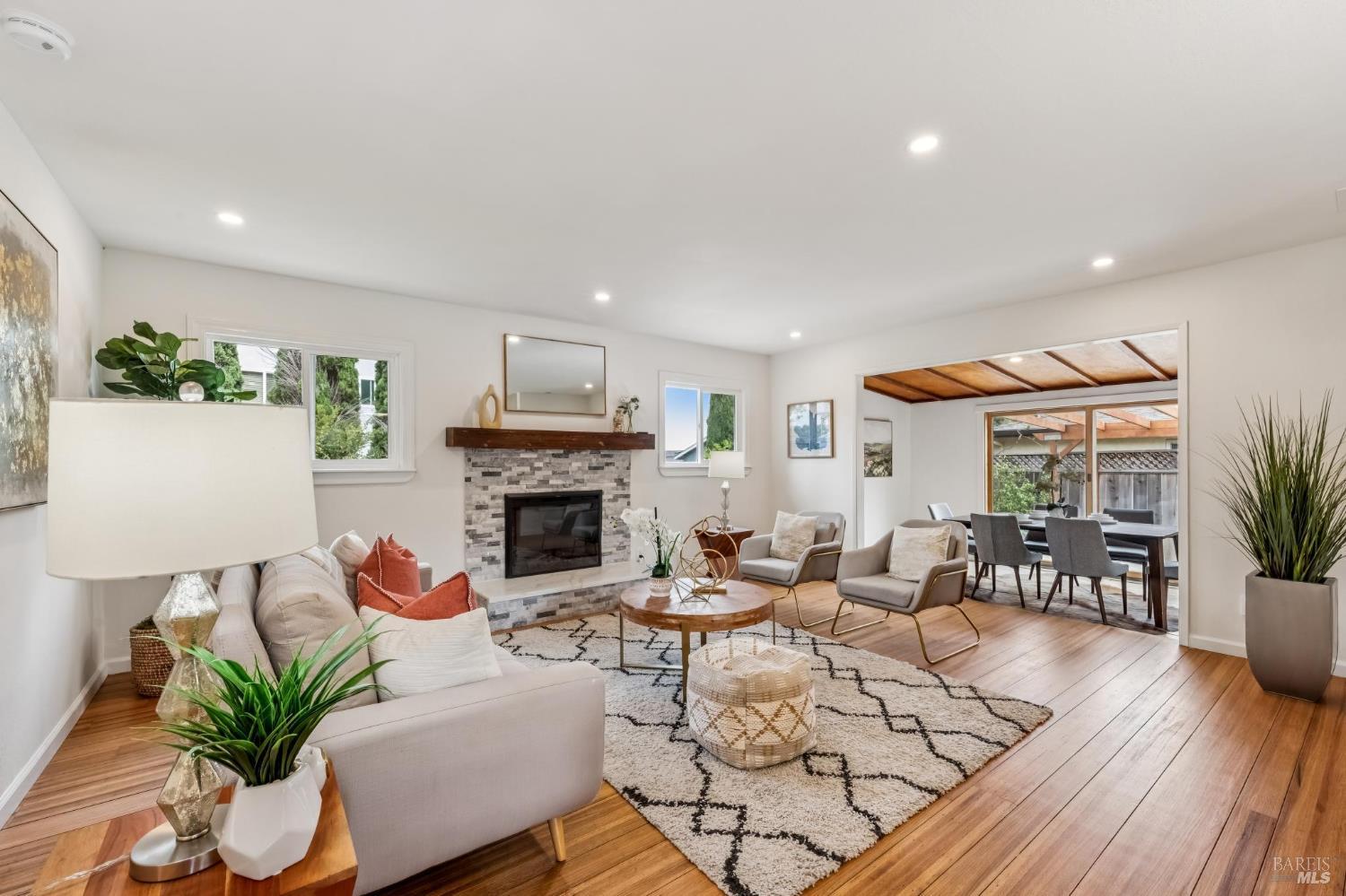 534 Rowland Boulevard Novato CA 94947