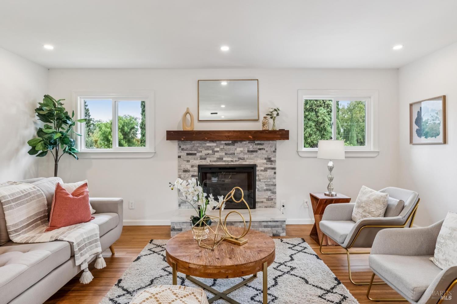 534 Rowland Boulevard Novato CA 94947