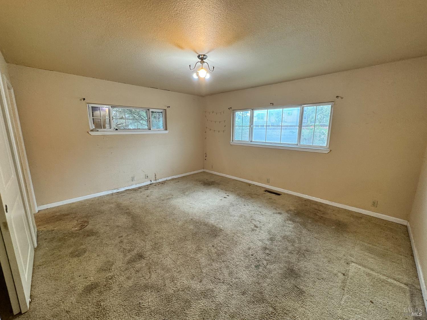 1740 Guerneville Road Santa Rosa CA 95403