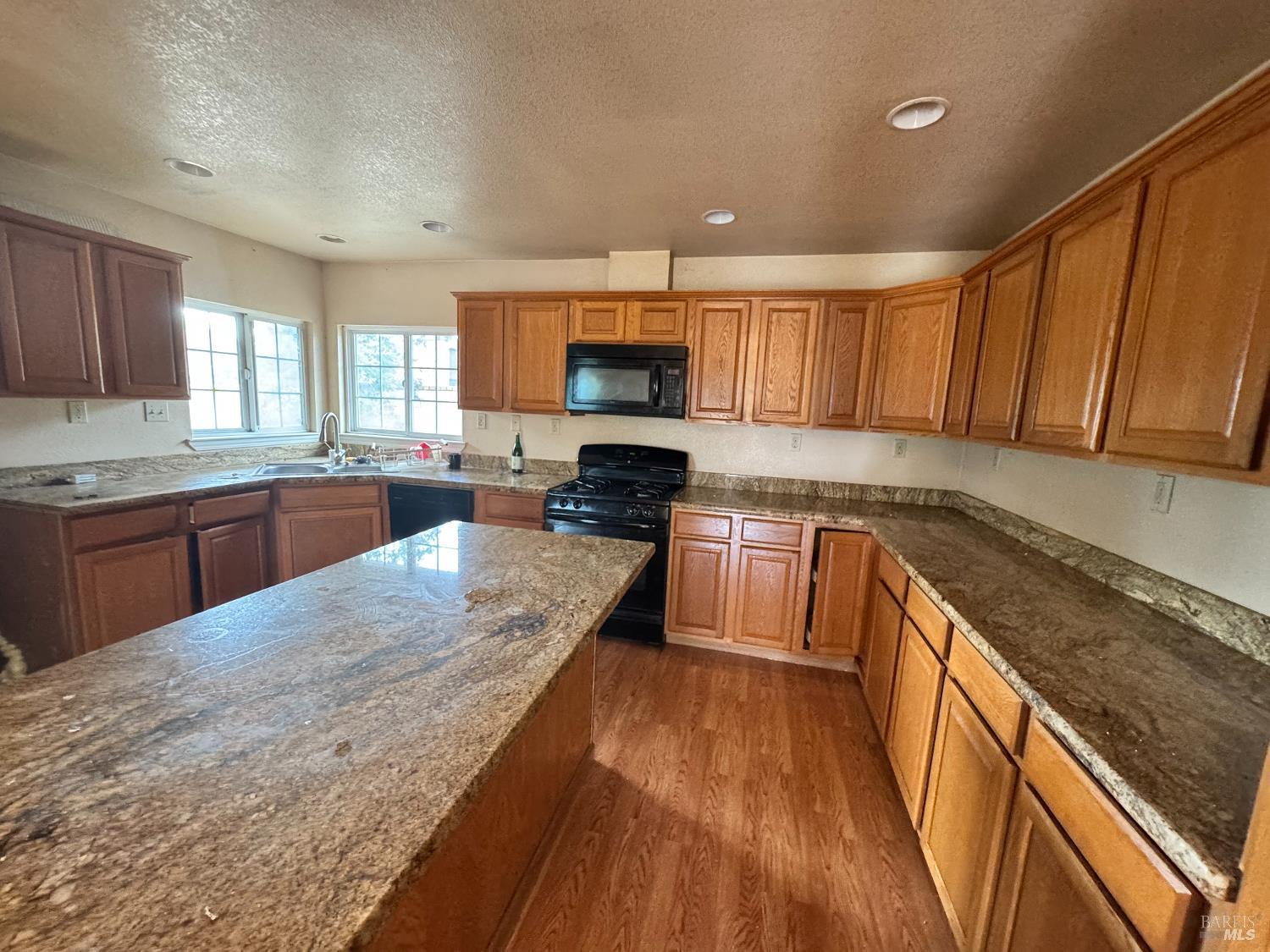 1740 Guerneville Road Santa Rosa CA 95403