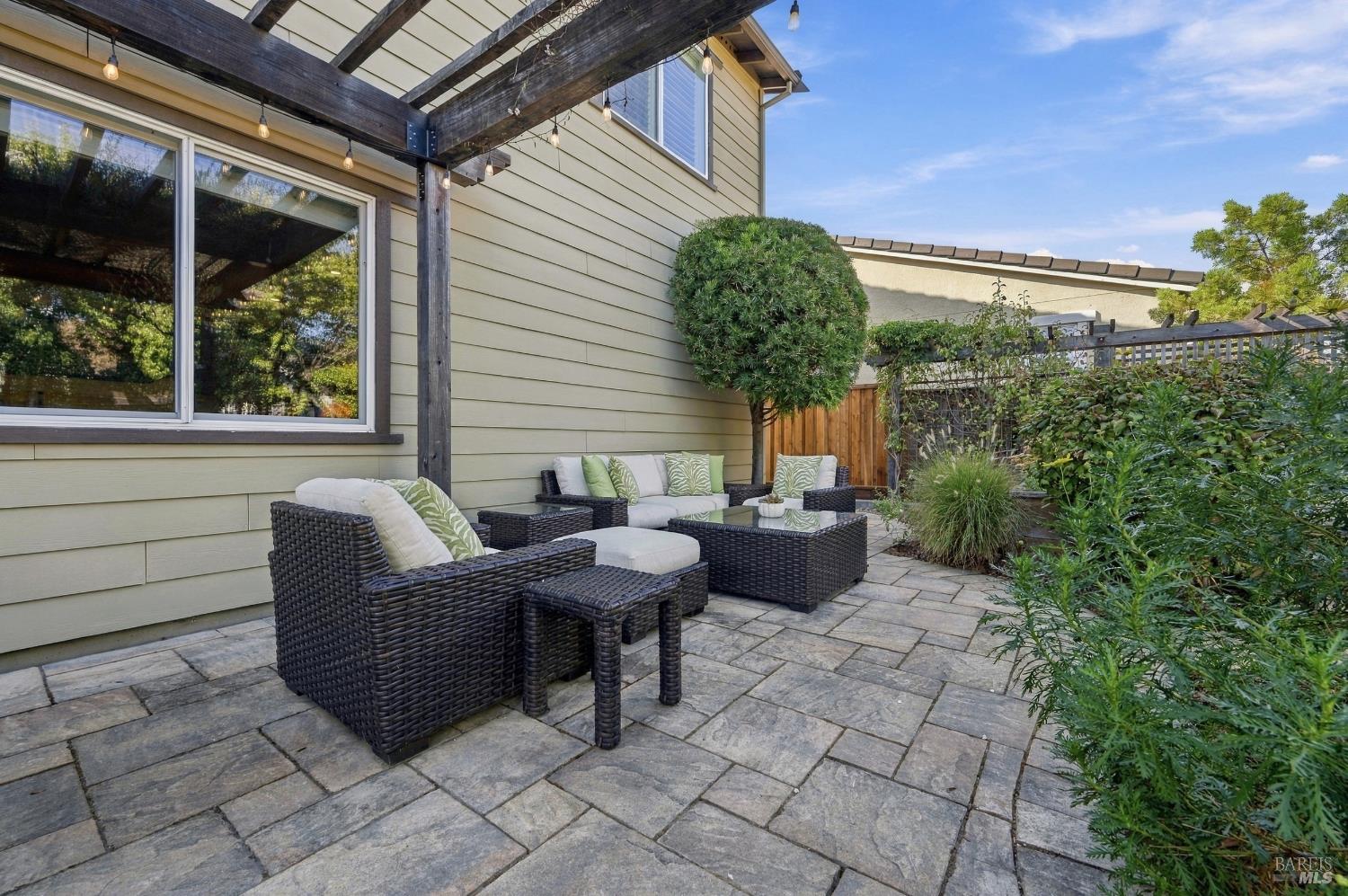 218 Saffron Court Napa CA 94559