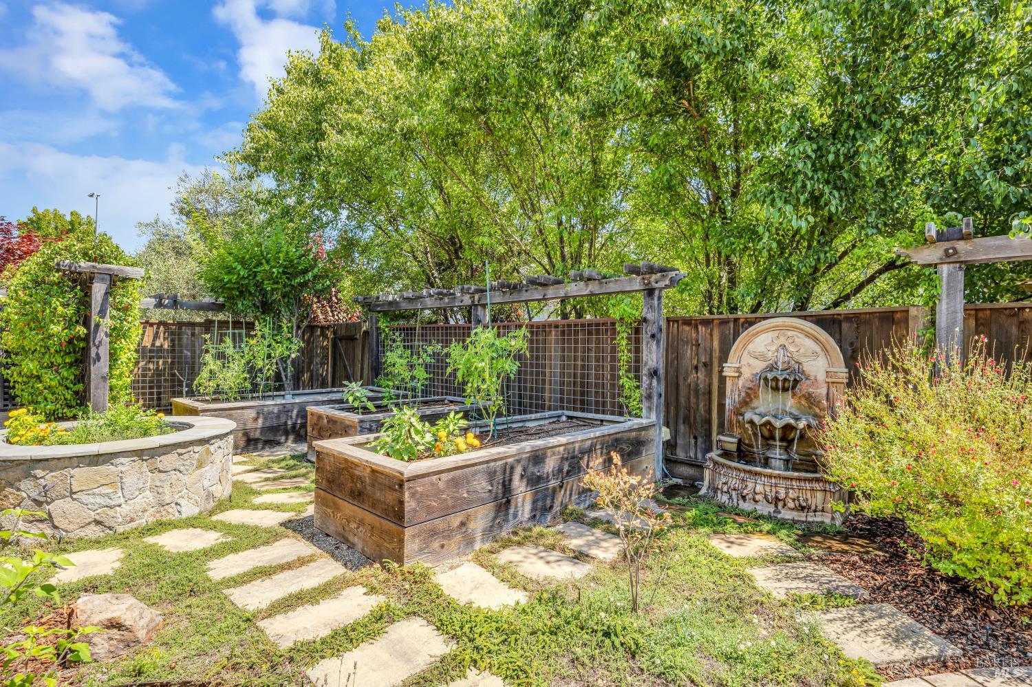 218 Saffron Court Napa CA 94559