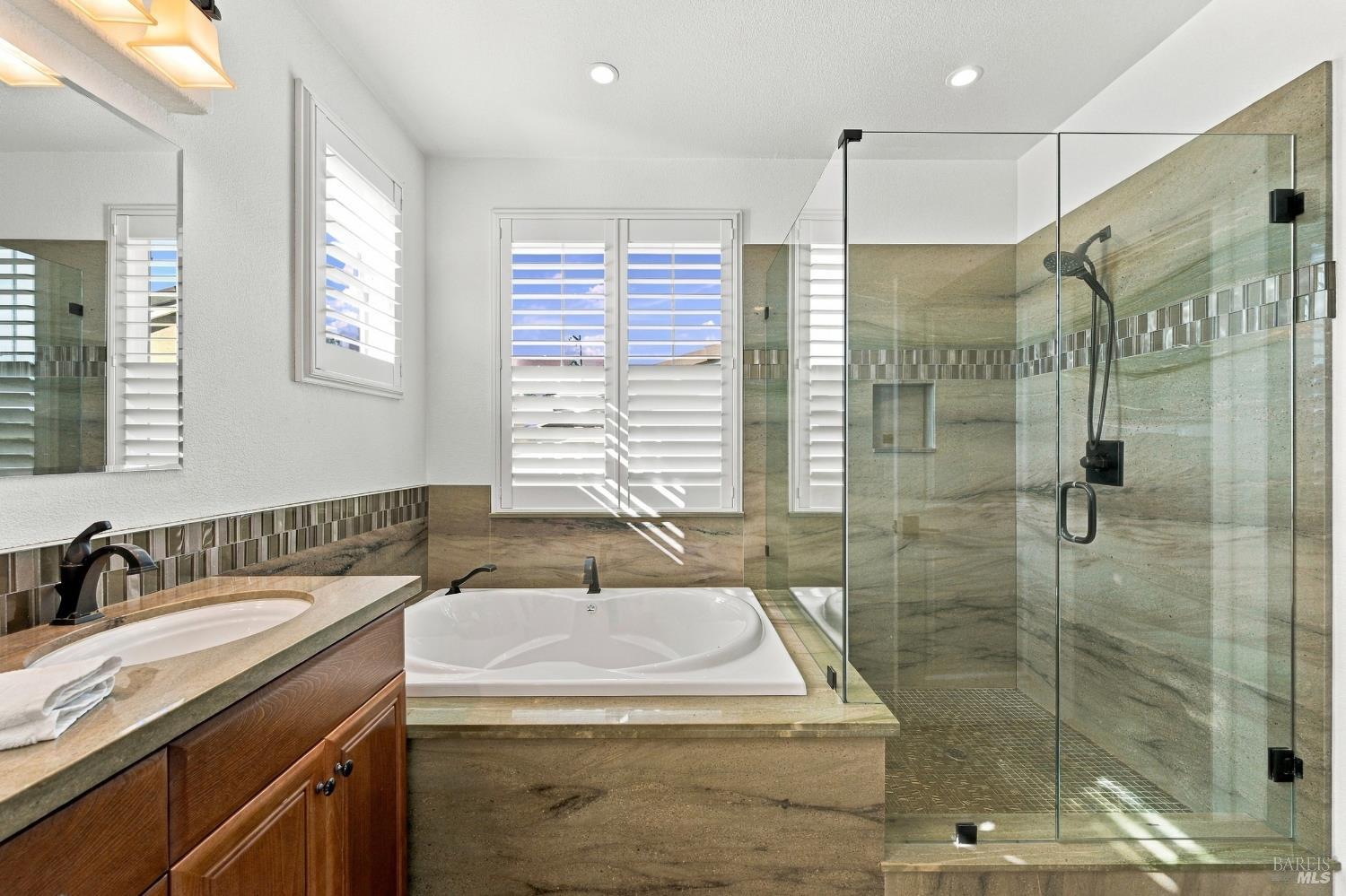 218 Saffron Court Napa CA 94559